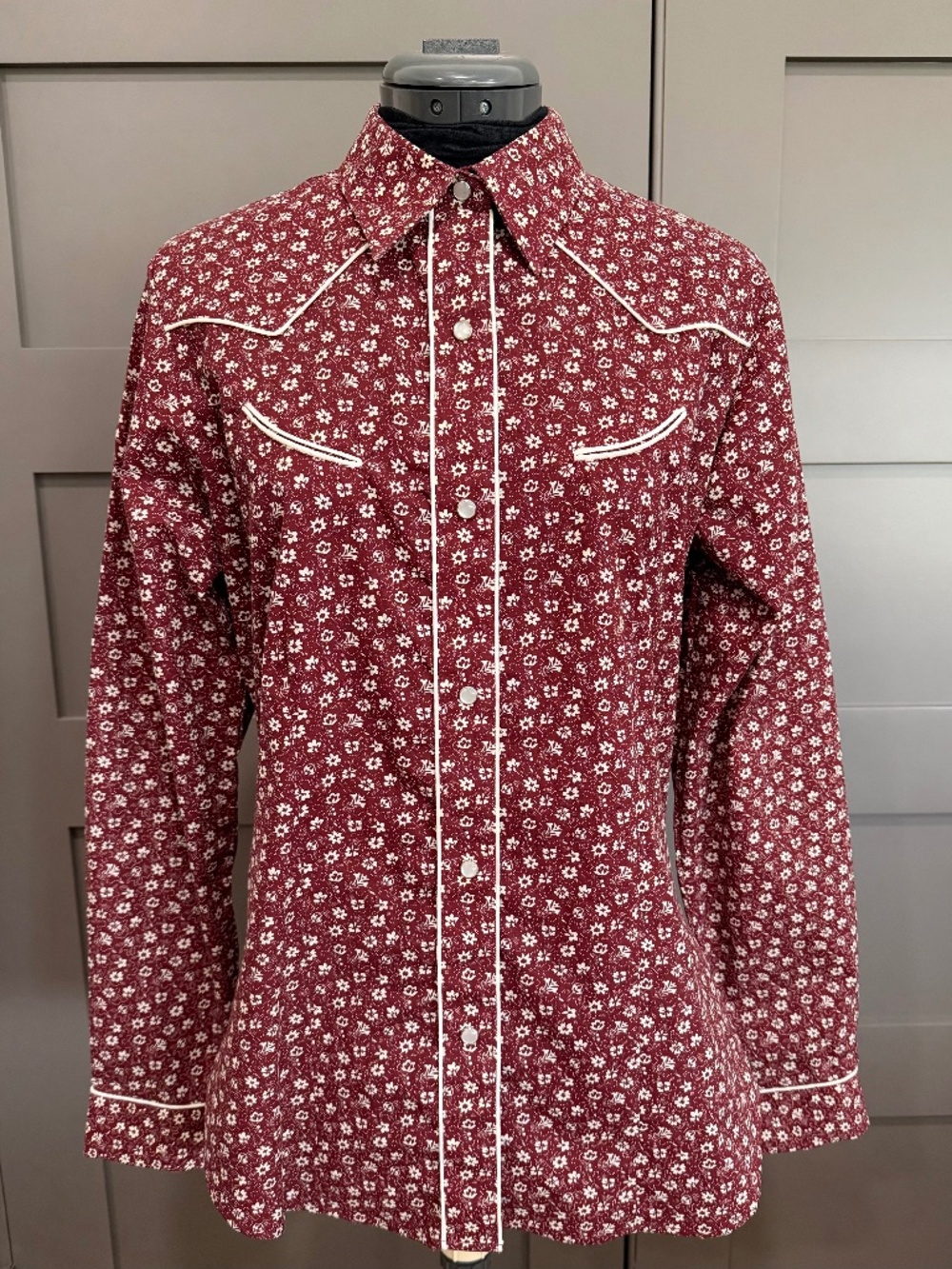 NEW Roper Floral Western Shirt Pearl Snap Long Sleeve Button Up Red Women Medium